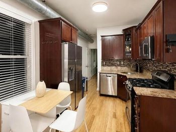 83 Maple St
