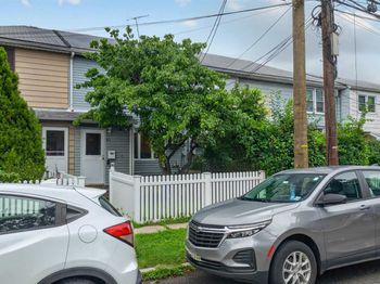 83 Zabriskie Ave