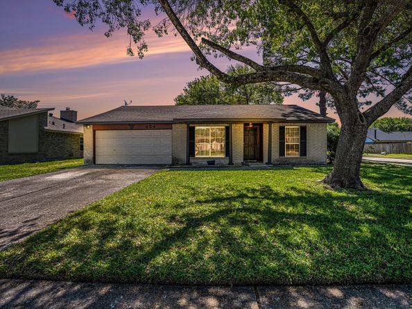 454 Buoy Road, Houston TX 77598