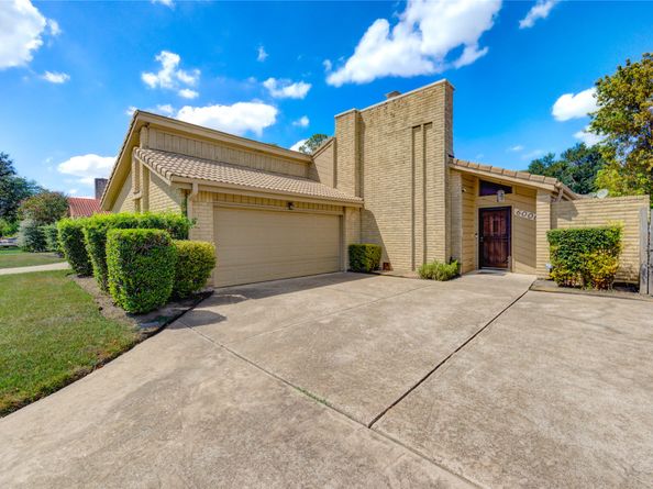 6006 Ogden Forest Drive, Houston TX 77088