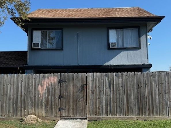 766 Coolwood Drive B, Houston TX 77013