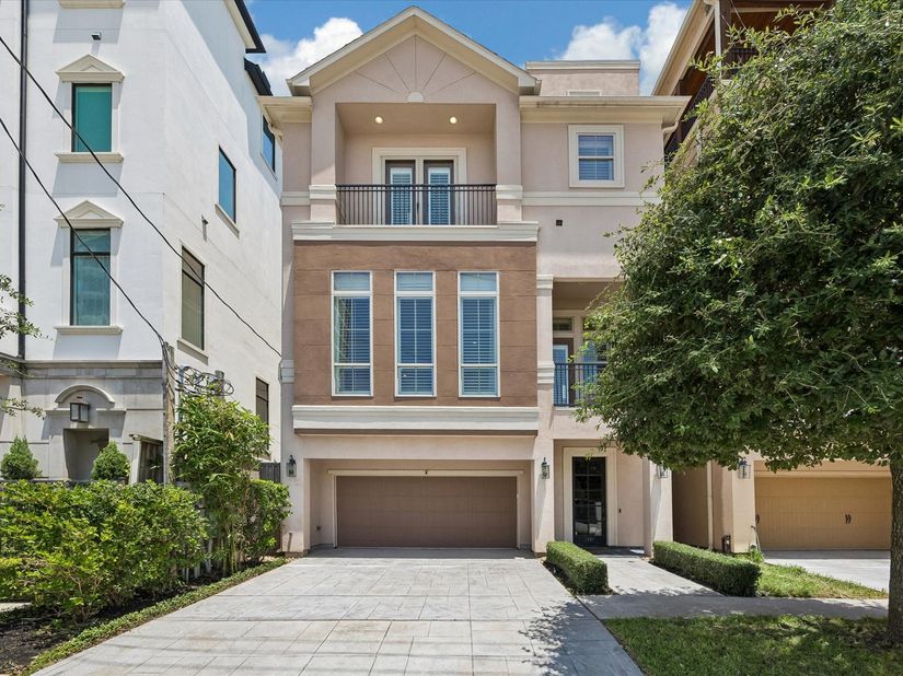 2105 Argonne Street, Houston TX 77019