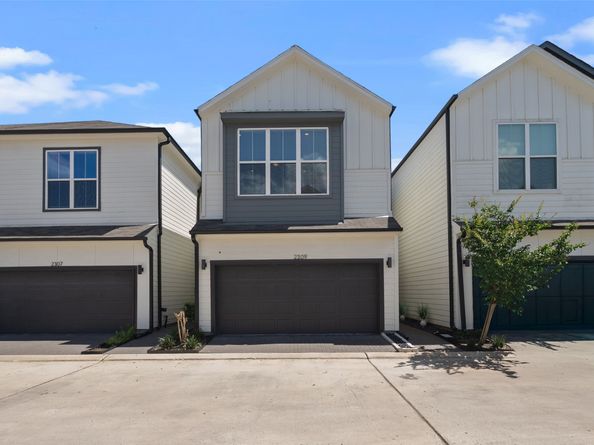 2309 Silva Park Lane, Houston TX 77091