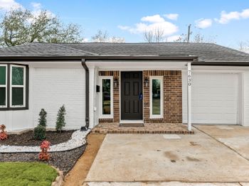 7630 Lady Street