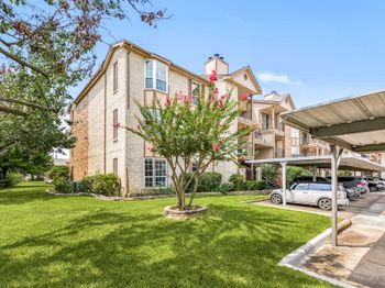 2121 Hepburn Street