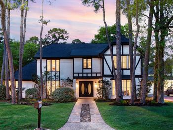 9718 Oxted Lane