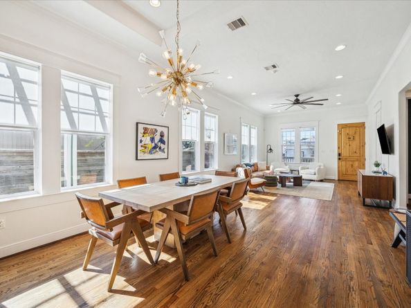 304 Walton Street, Houston TX 77009