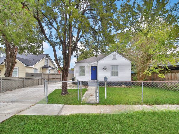 7707 Arberry Street, Houston TX 77012