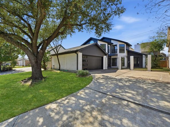 1202 Forest Home Drive, Houston TX 77077