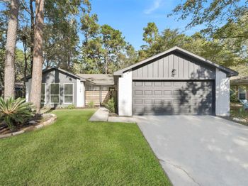 146 W Woodstock Circle Drive