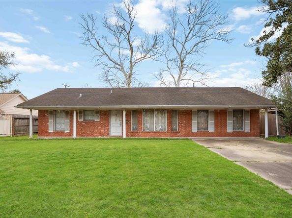 7131 Bellaire Boulevard, Houston TX 77074