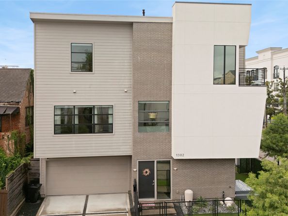 1302 Crocker Street, Houston TX 77019