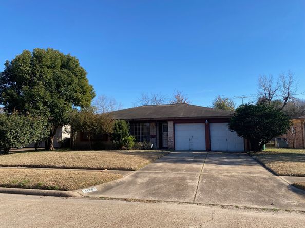 1115 Glen Echo Drive, Houston TX 77088