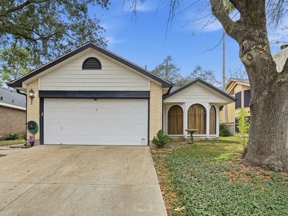 1614 Bradney Drive, Houston TX 77077