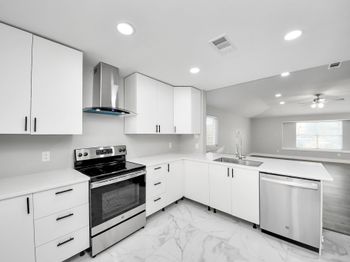 3842 Westmeadow Drive