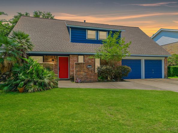 12207 Level Run Street, Meadows Place TX 77477