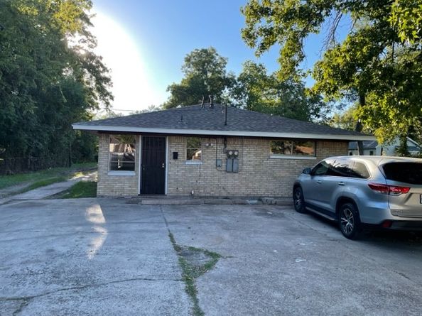 5603 Pickfair Street, Houston TX 77026