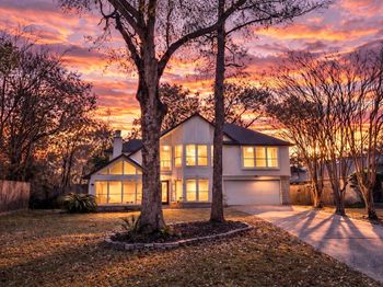 56 N Morningwood Court