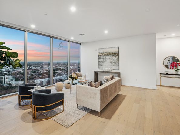 1711 Allen Parkway 2301, Houston TX 77019