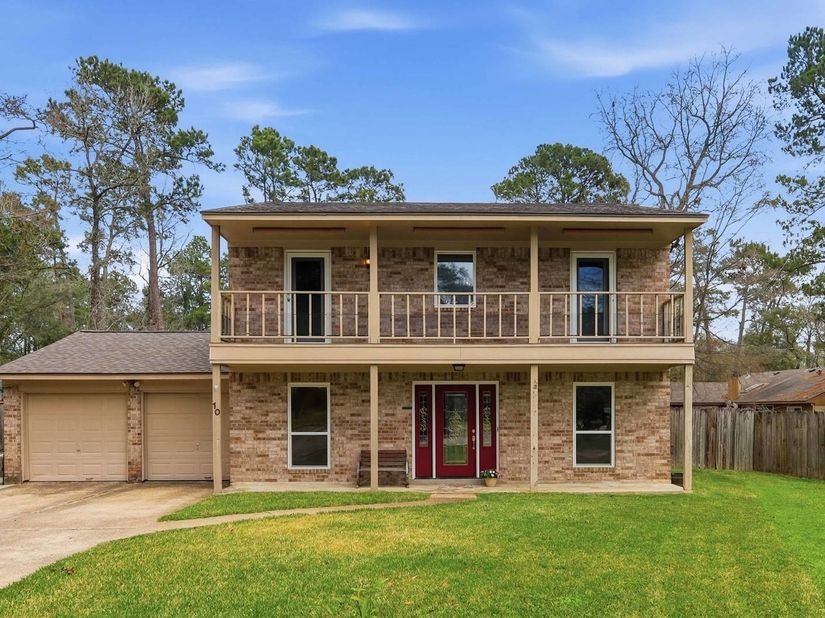 10 E Broken Oak Court, Spring TX 77381