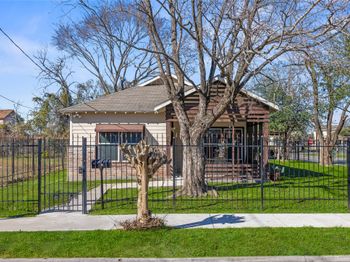 5219 Farmer Street
