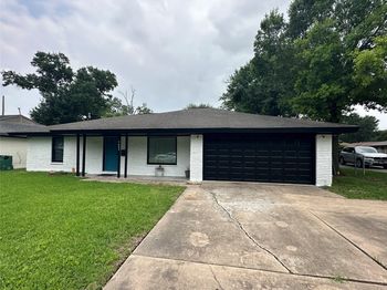 5651 Ludington Drive