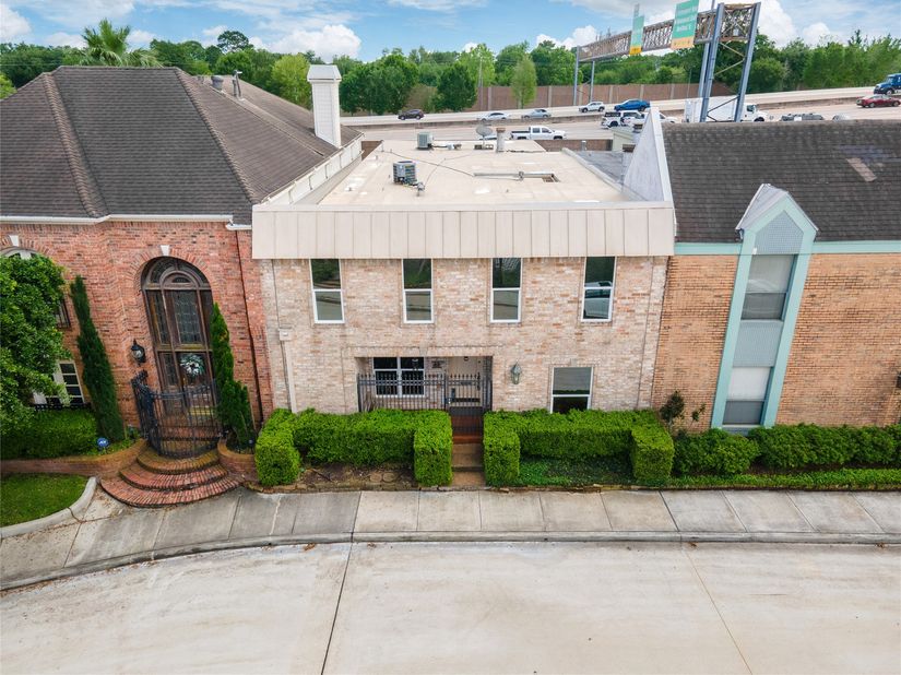 4127 Meyerwood Drive, Houston TX 77025