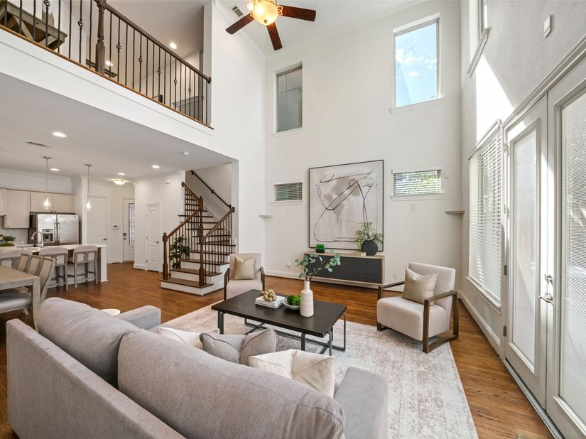 2627 Shady Woods Lane, Houston TX 77008