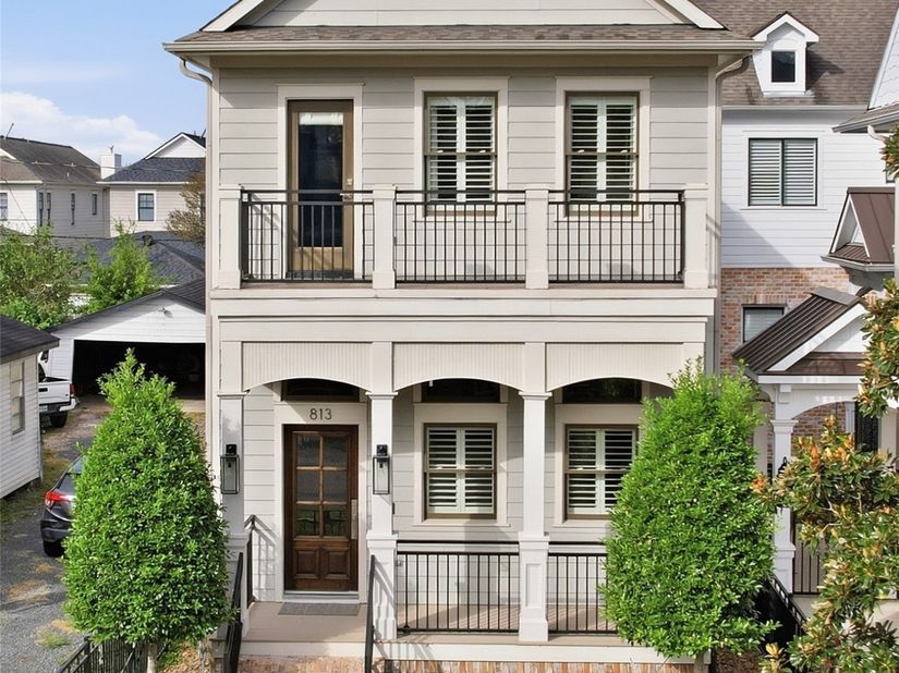 813 Ashland Street, Houston TX 77007