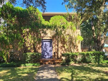 4020 Blue Bonnet Boulevard