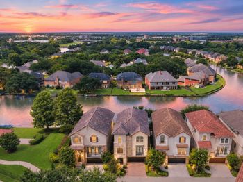1122 Old Oyster Trail