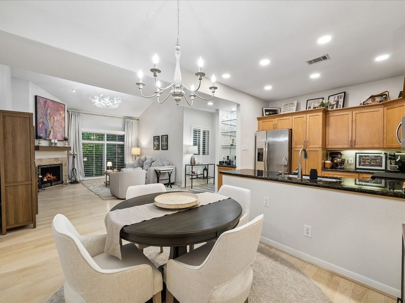 11711 Memorial Drive 258, Houston TX 77024