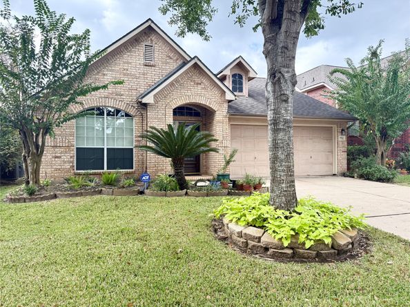 554 Ivy Cross Lane, Sugar Land TX 77479