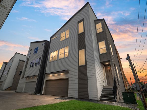 2943 Delafield Street, Houston TX 77023