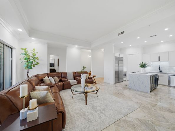 3388 Sage Road 601, Houston TX 77056