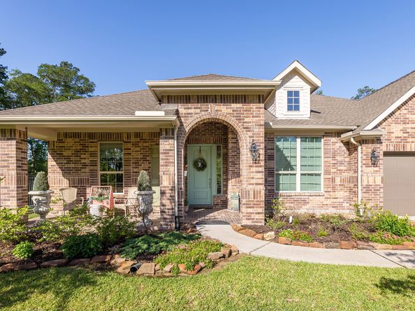 19276 Yellow Chestnut Lane, New Caney TX 77357