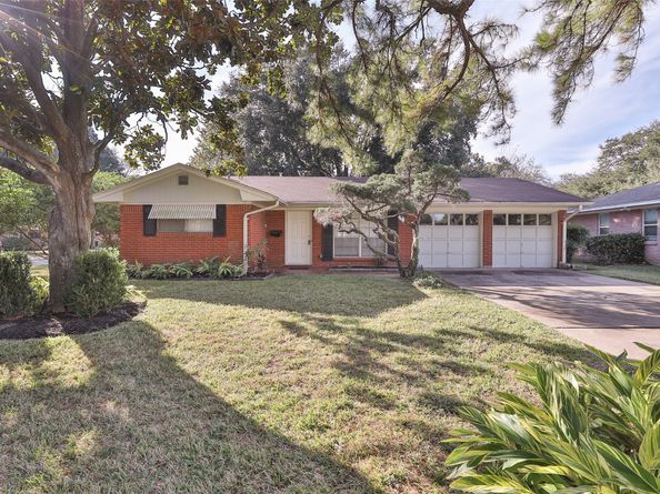 614 Kyle Street, Sugar Land TX 77478