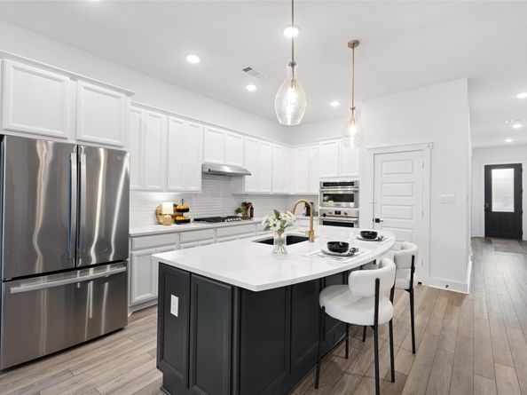 18526 Parkland Row Drive, Cypress TX 77433