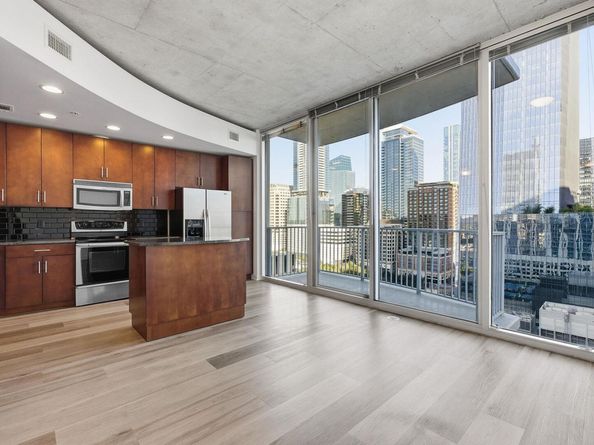 360 Nueces ST 1703, Austin TX 78701
