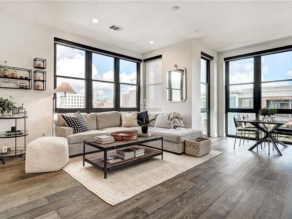 800 Embassy DR 319, Austin TX 78702