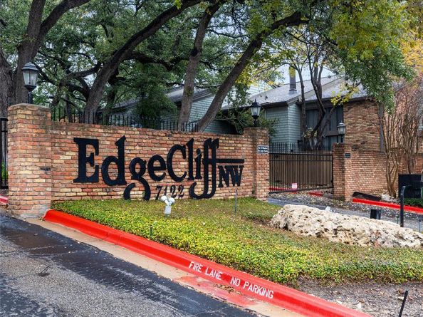 7122 Wood Hollow DR 8, Austin TX 78731
