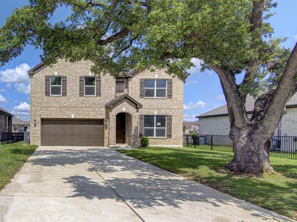 1004 Desaix DR, Georgetown TX 78628