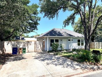1122 Mansell Ave