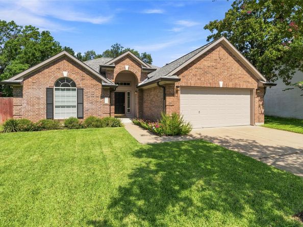 2307 Loquat LN, Round Rock TX 78664