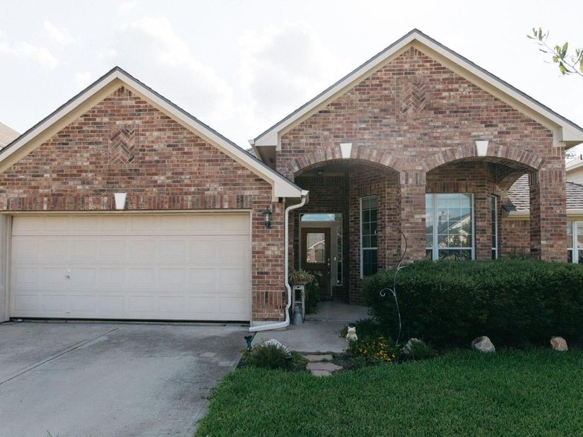 1801 Vintage DR, Leander TX 78641