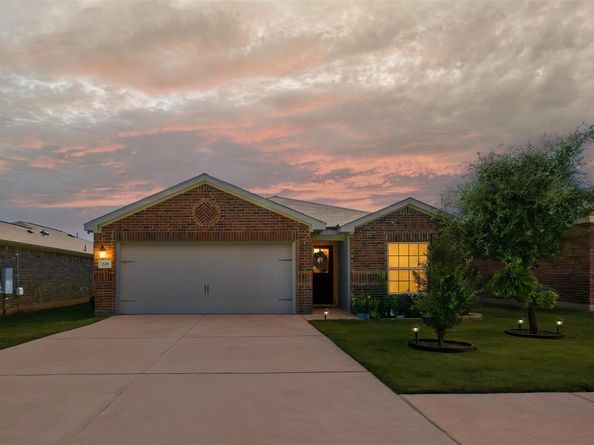 228 Continental Ave, Liberty Hill TX 78642