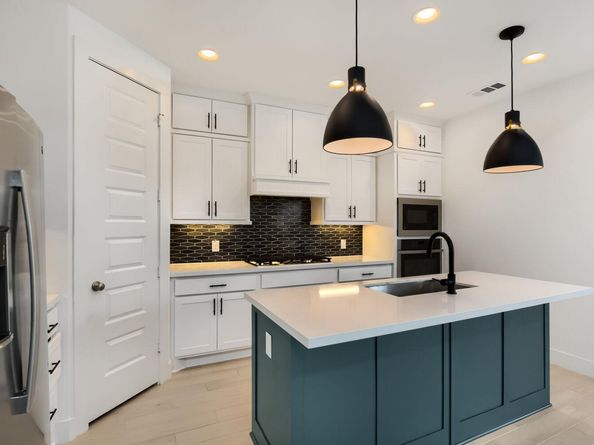 1505 Seeger DR, Pflugerville TX 78660