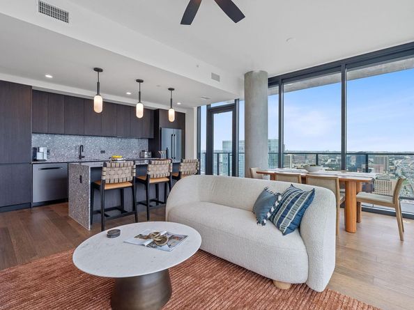 84 East Ave 1904, Austin TX 78701