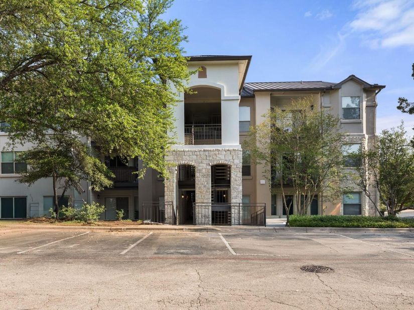 6000 Shepherd Mountain CV 219, Austin TX 78730