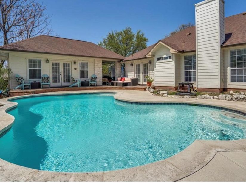 18609 Venture DR, Point Venture TX 78645